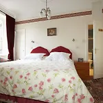 Guest house Norcroft 4*